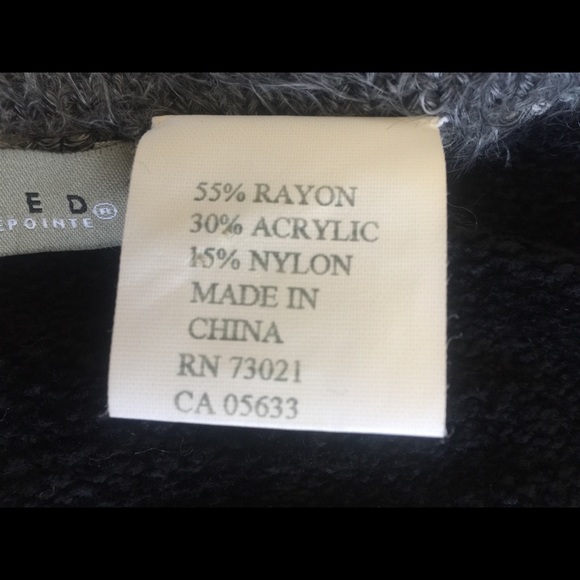 BellePointe chenille cardigan w/ super buttons Lg - Picture 7 of 7